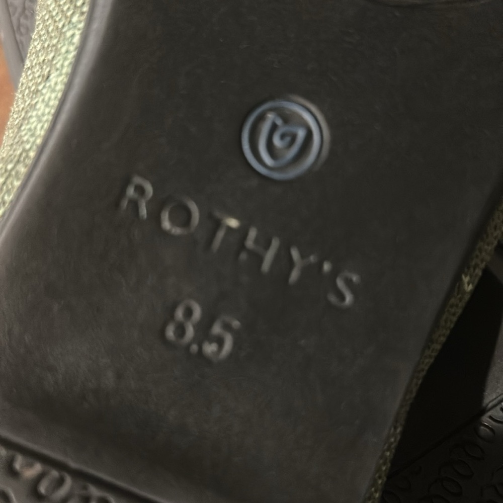 Rothy's Camo Loafers 8.5 - Picture 2 of 3